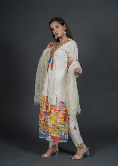 Off White Embroidery Cotton Kurta Set With Digital Print