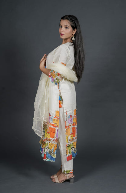 Off White Embroidery Cotton Kurta Set With Digital Print